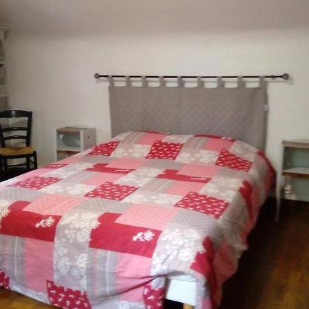 Maison En Pierre De Pays Ségrie Kültér fotó